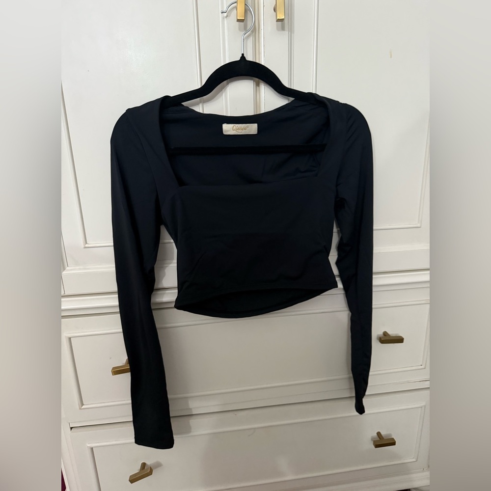 Black cropped long sleeve